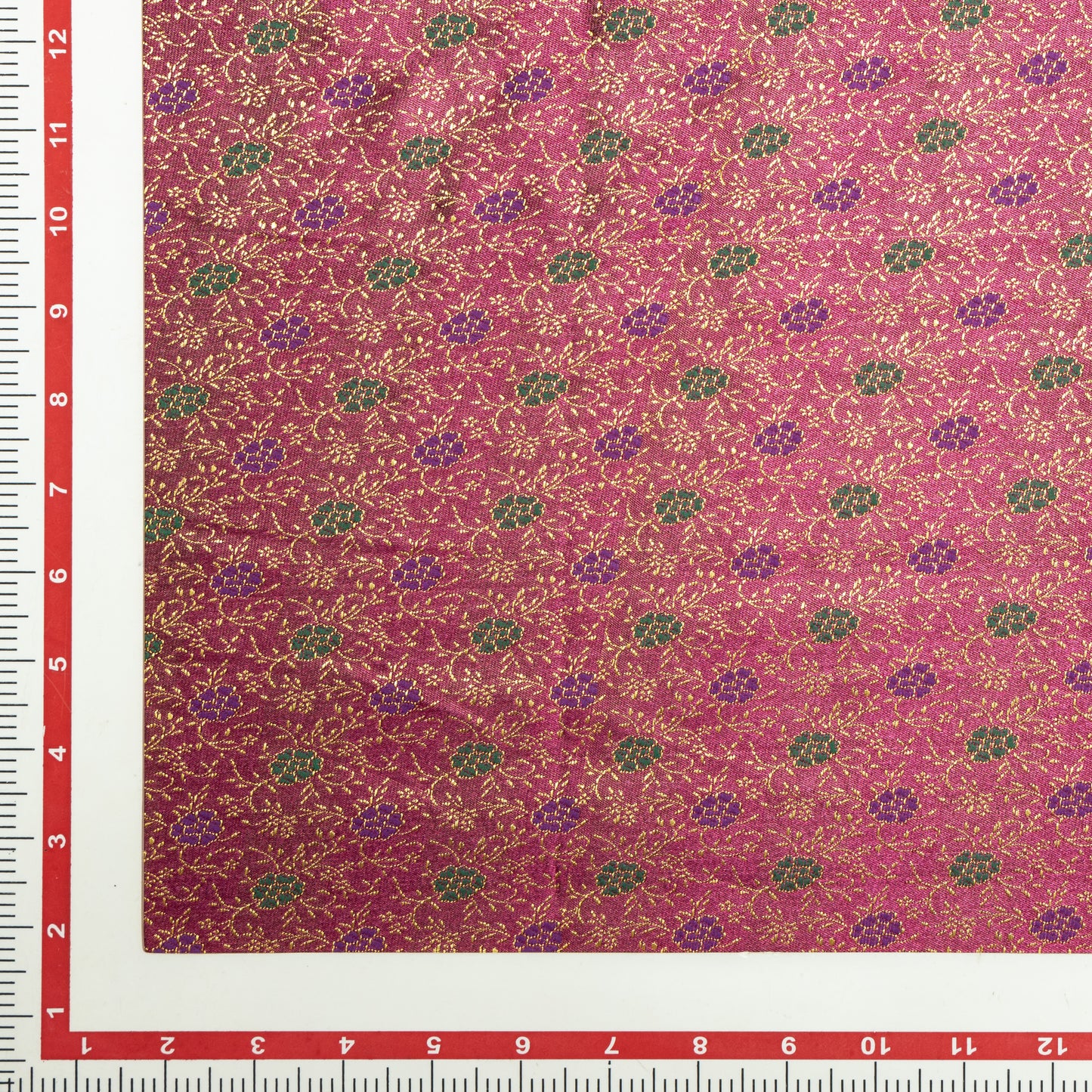 Poly Bloom Scatter - PP0000025