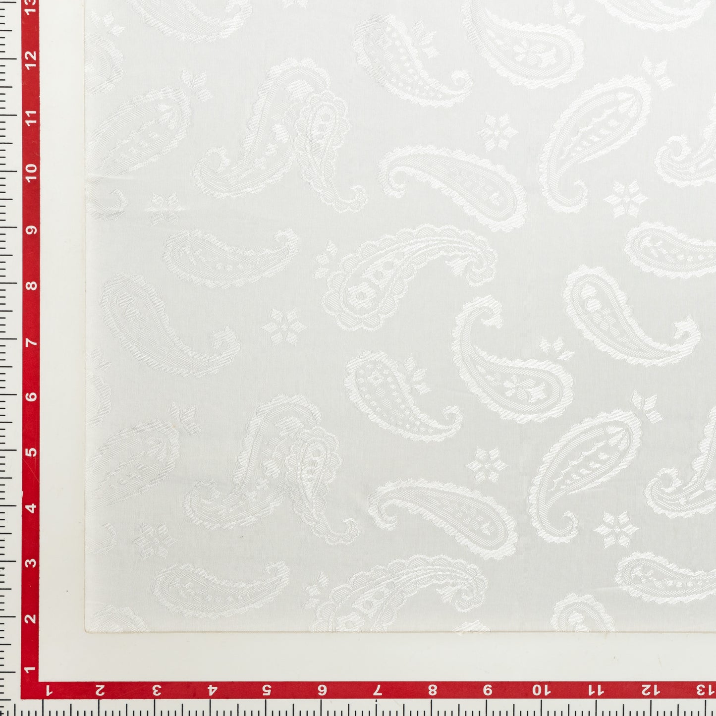 Viscose Shantoon Self-dancing Paisleys - VP0140044